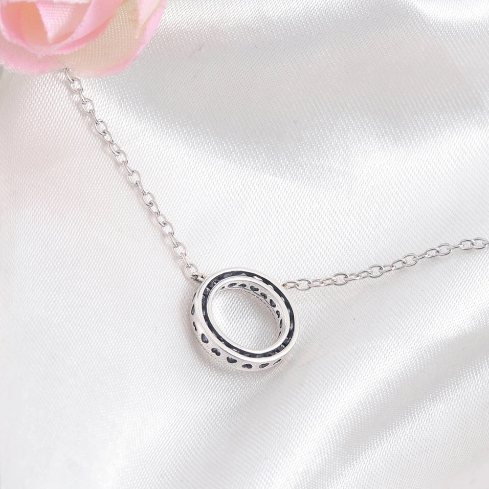 Silver Plated Necklace Pendant with CZ Stones - Picture 3 of 3